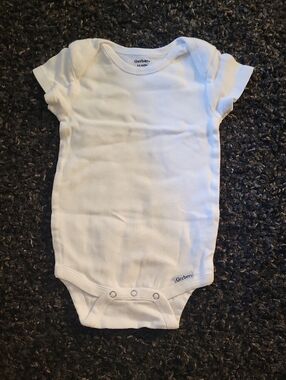 Gerber White Short-Sleeve Baby Bodysuit